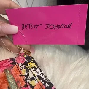 COPY - ✨BETSEY JOHNSON ADORABLE PUPPY FACE BACKPACK/PURSE  & CARDHOLDER SET NWT… Betsey Johnson | Bags | Copy Betsey Johnson Adorable Puppy  main image 3